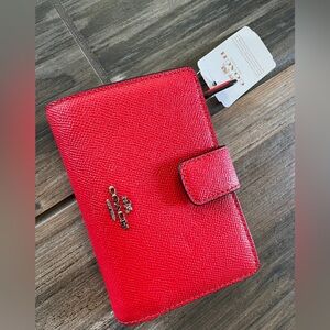New Coach Crossgrain Leather Red Zip Wallet F54010